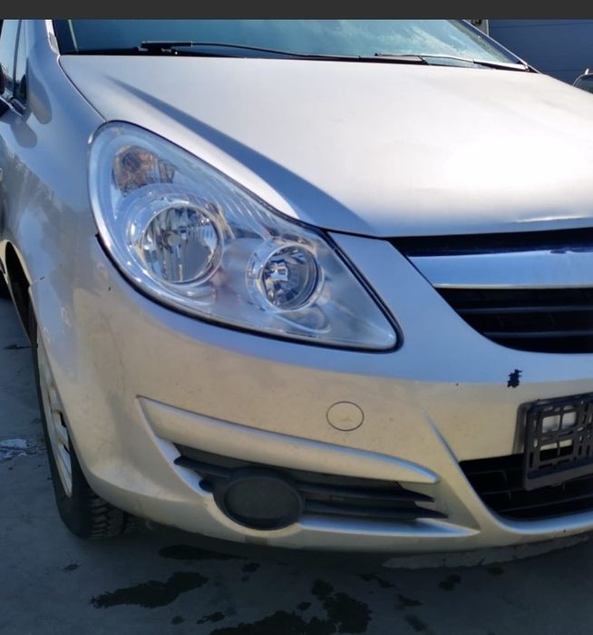 Far dreapta Opel Corsa D an 2005-2009
