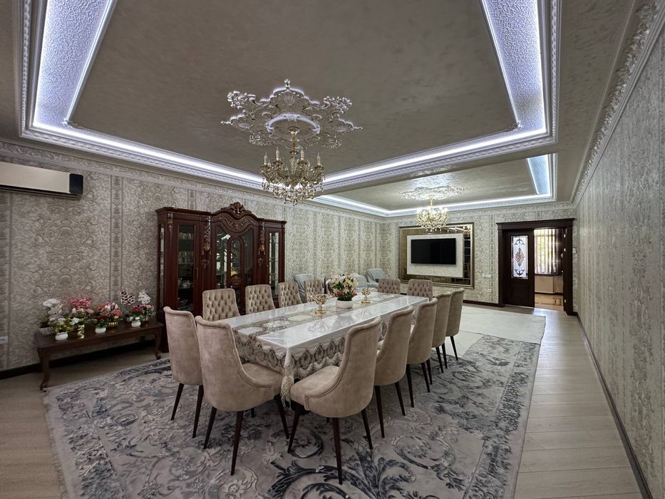 Уй сотилади 9,5 сотих