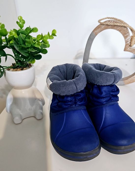 Crocs C7 mas  23-24 -14 cm -impermeabili ,captusiti în interior