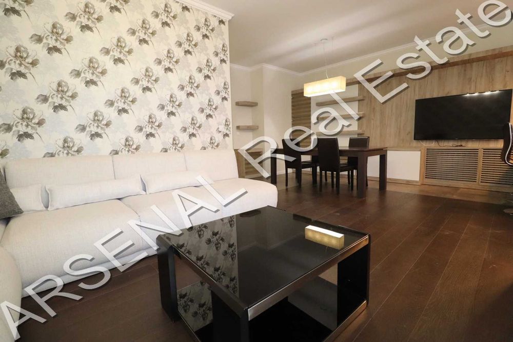 Дава се под наем Тристаен апартамент в София, Изток - 137 кв.м за 1190 € - Снимка #5