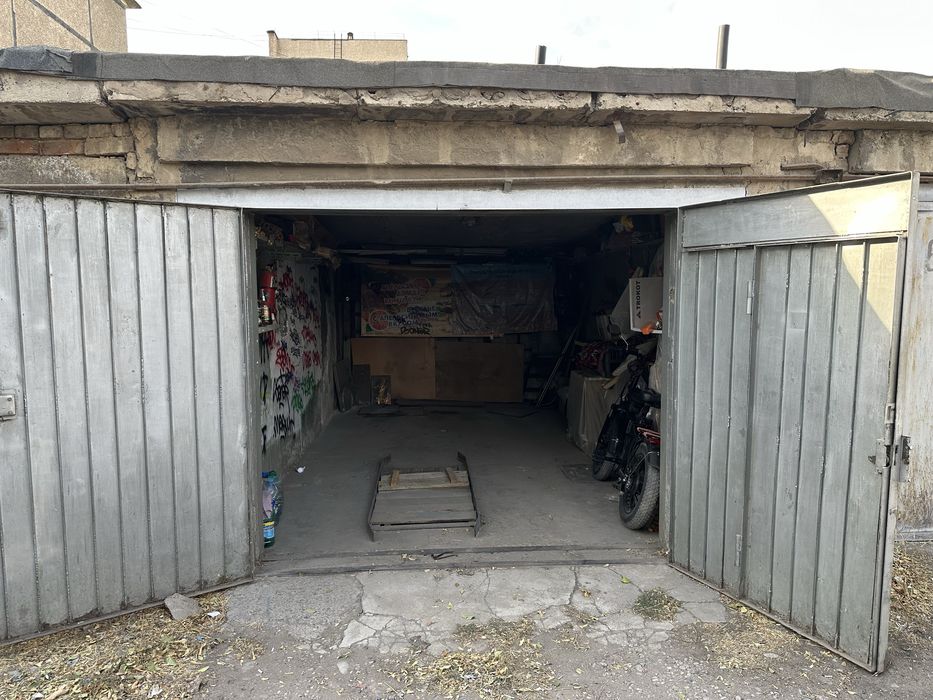 Гараж с ямой и подвалом