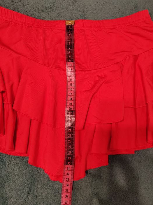 Fusta pantalon roșii