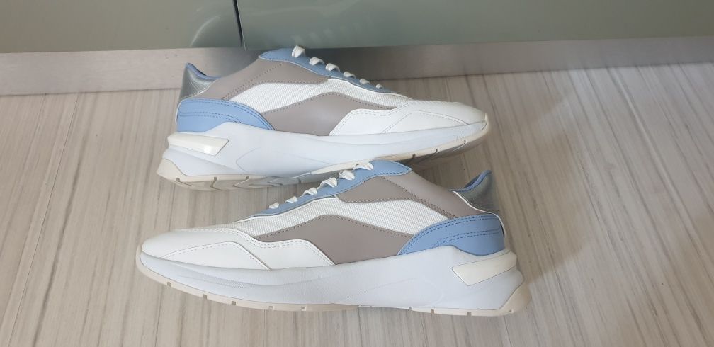 Hugo Boss Skylar Runn  Sneakers 39/25см НОВО! ОРИГИНАЛ Дамски сникърси