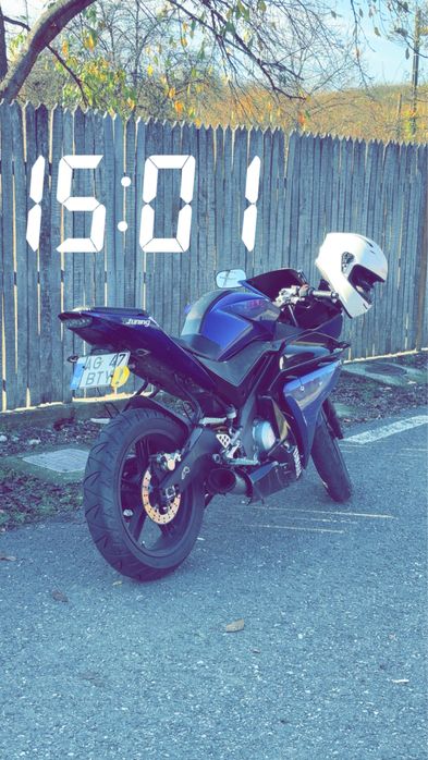 Yamaha yzf r125cc an 2011