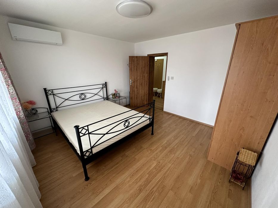 Продава се Тристаен апартамент в Бургас, Сарафово - 166 кв.м за 1199 €/кв.м - Снимка #6