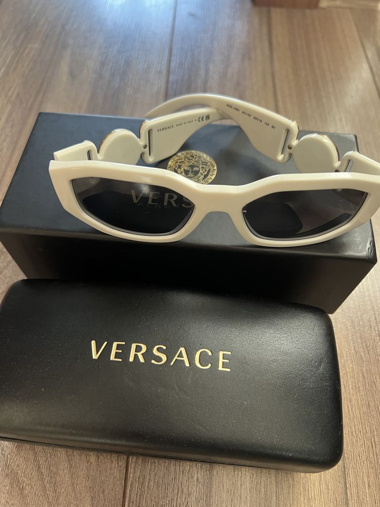 Ochelari de soare Versace Medusa - originali
