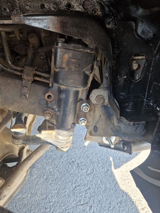 Vând Nissan Terrano 2 autoutilitara înmatriculat.
