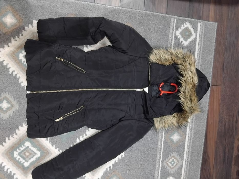 Geaca dama scurta,neagra h&m