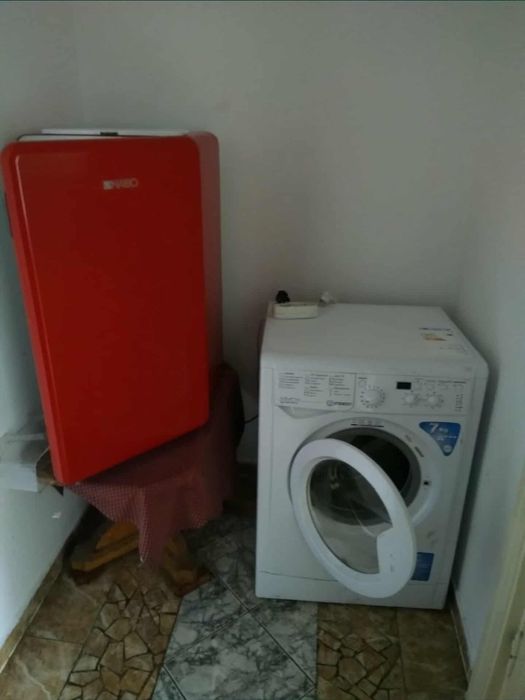 Închiriez garsoniera, mobilata, zona Doi Voievozi!