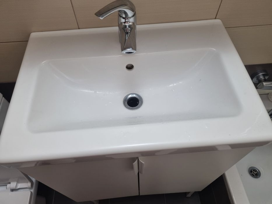 Lavoar + masca baie cu usi