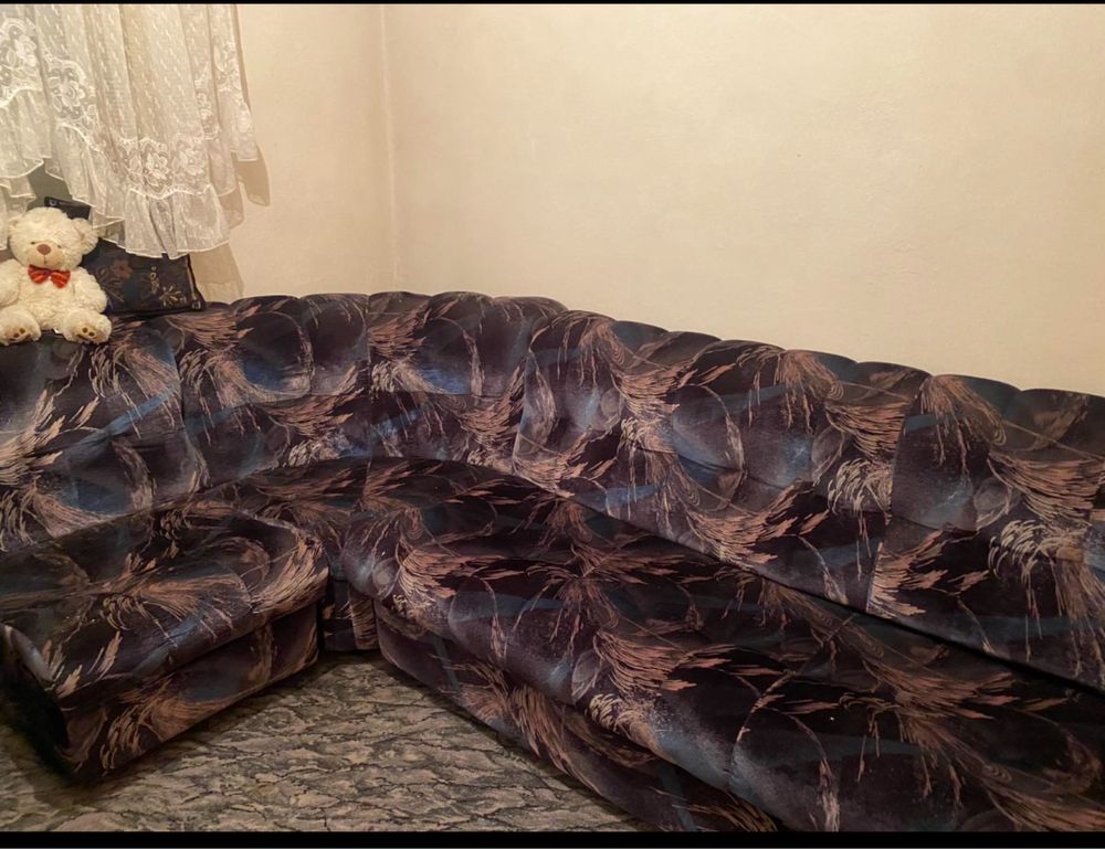 Ъглов диван - дамаска