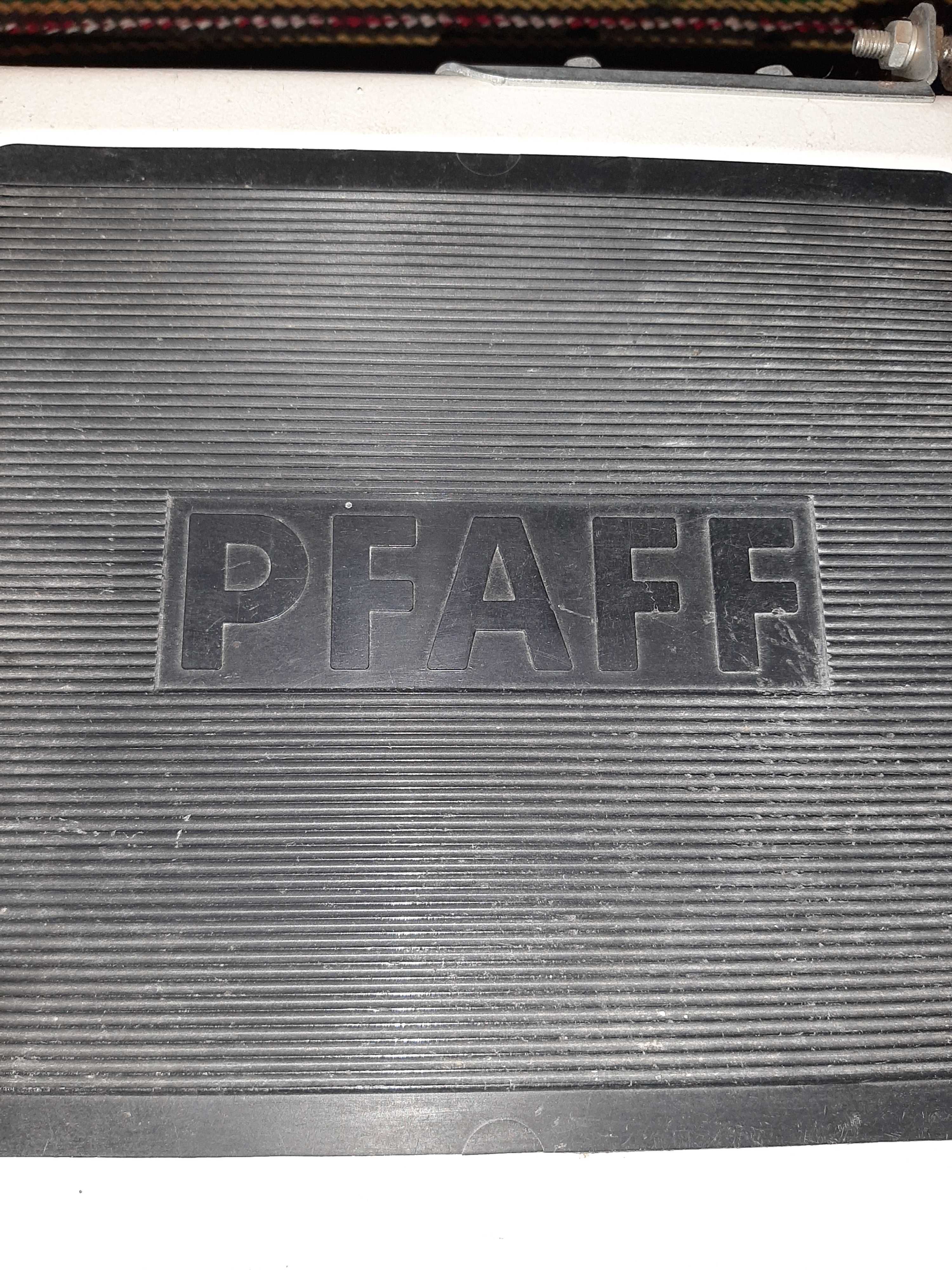 Двуиглова шевна машина PFAFF 1122 в  отлично състояние