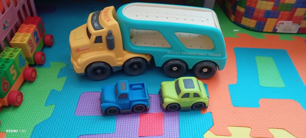Занимателни детски играчки