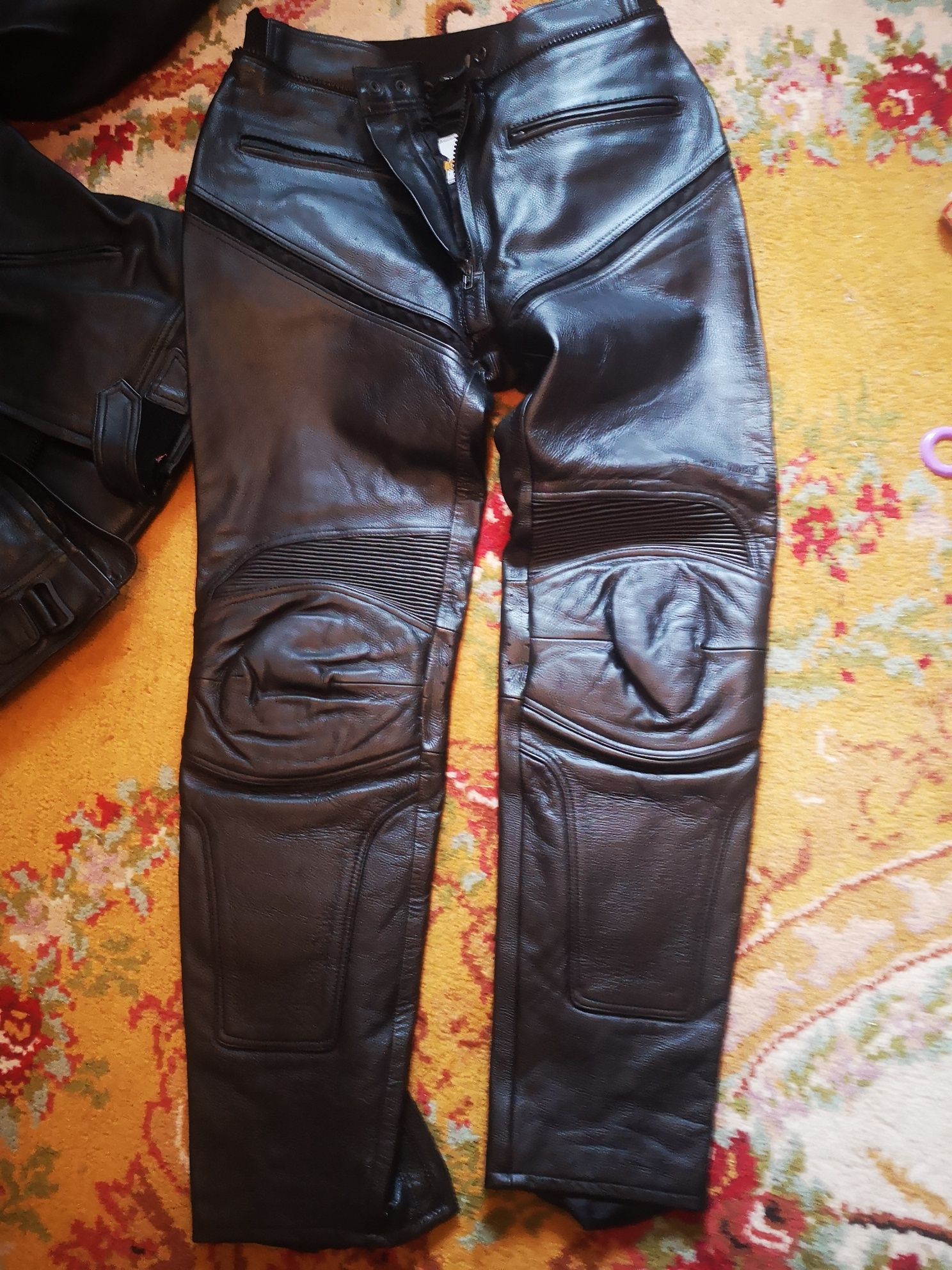 Costum piele motociglist Louis