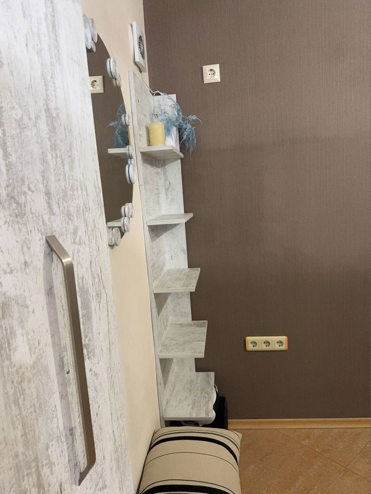 Отдавам под наем част от помещение, подходящо за козметично студио