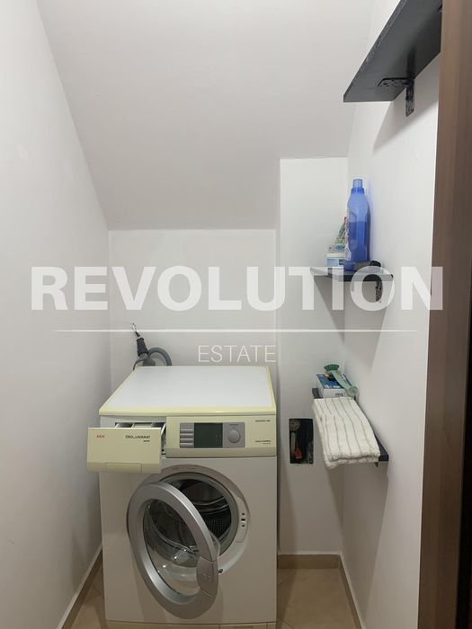 Дава се под наем Двустаен апартамент в Варна, Цветен квартал - 55 кв.м за 450 € - Снимка #13