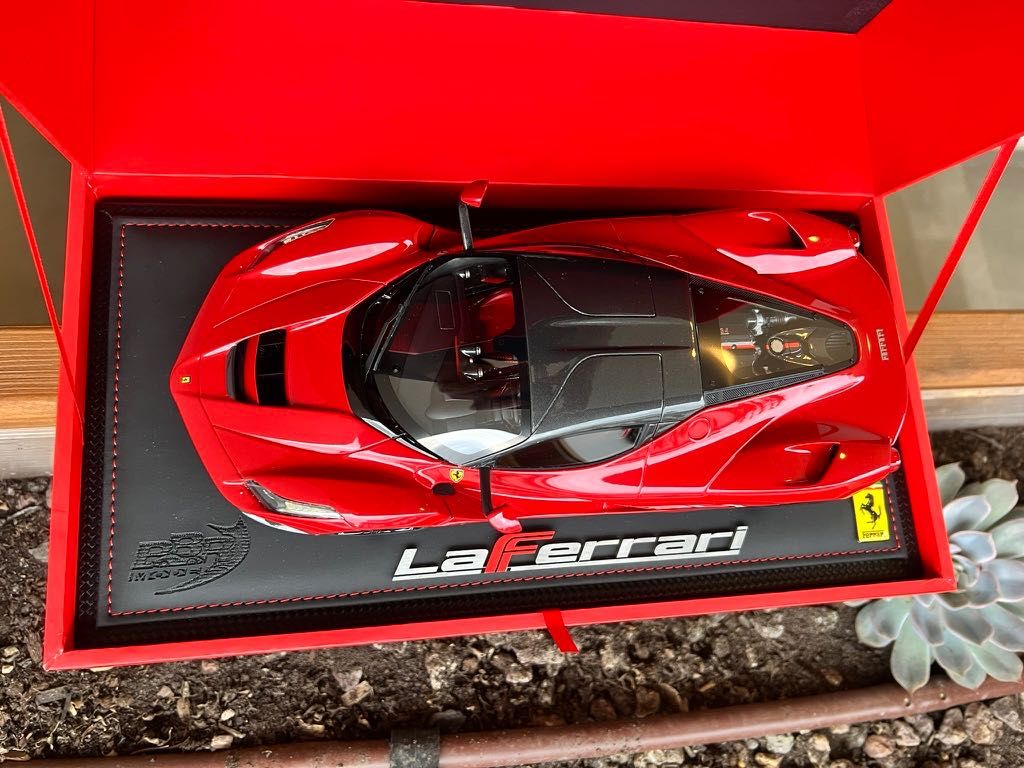 Macheta BBR Ferrari LaFerrari - editie limitata 24 bucati