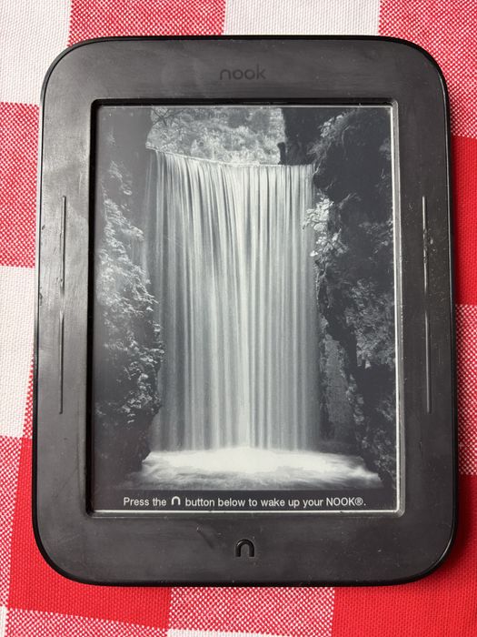 Електронен четец Nook bnrv 300