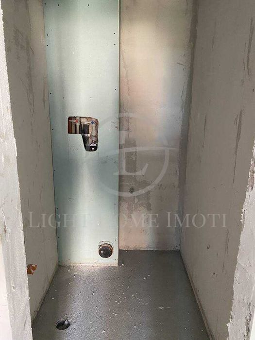 Продава се Тристаен апартамент в Пловдив, Тракия - 120 кв.м за 1359 €/кв.м - Снимка #9