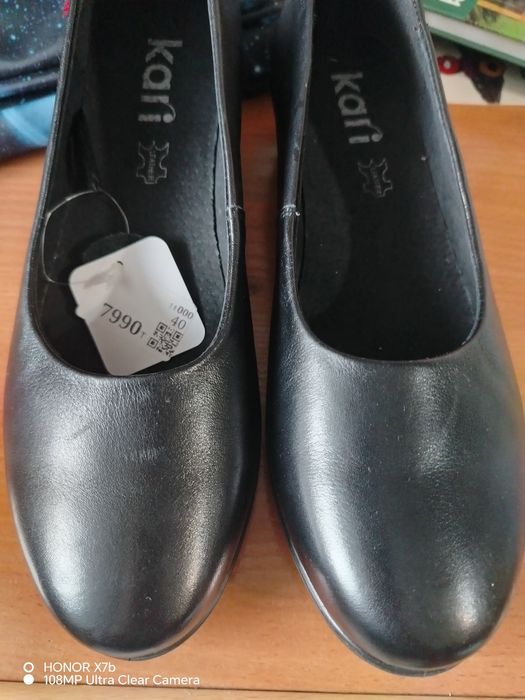 Продам туфли женские размер 40