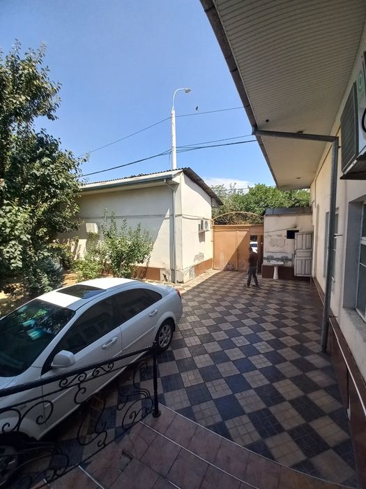 Фаробий 1-Линия 8-соток Фасад:32×21-метр Углавой Ориетнир:Респуб Онкол