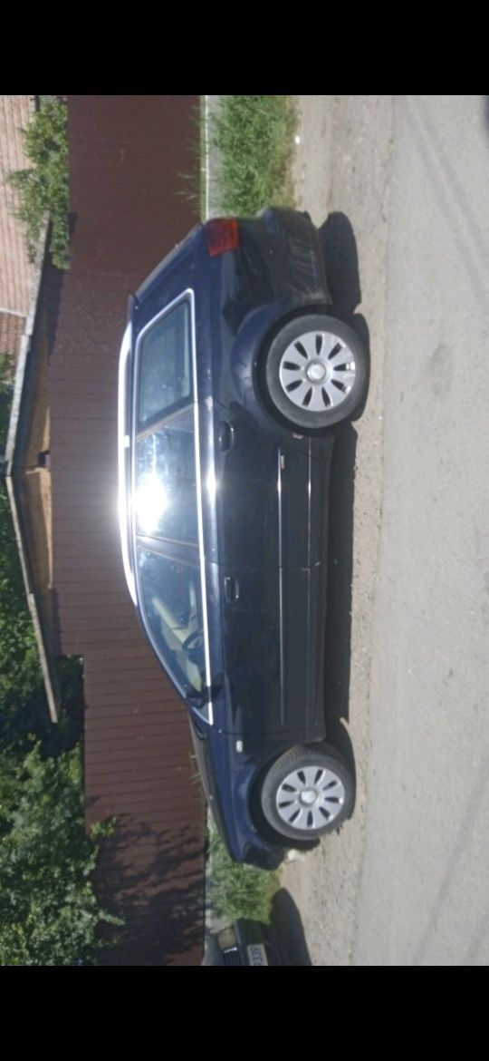 Piese Audi a4 B7 2.0 BLB