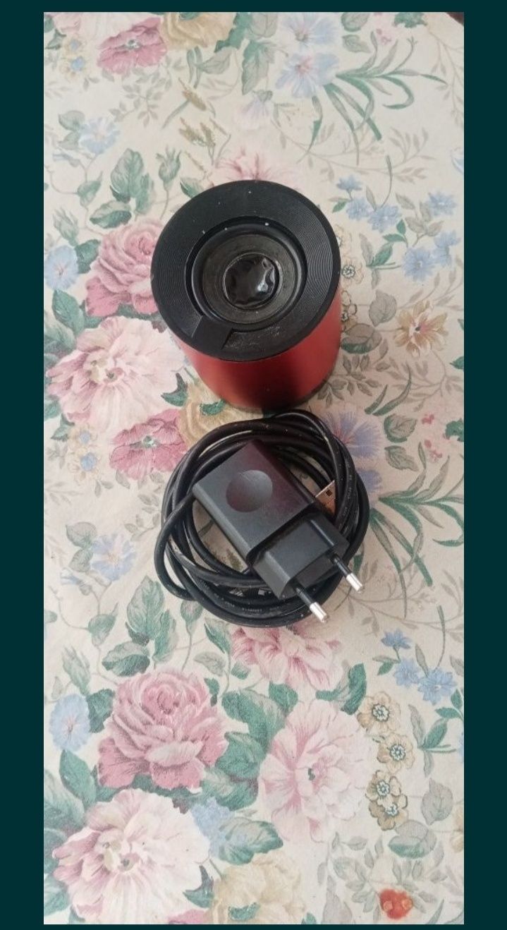 Vând boxă mini wireless speaker