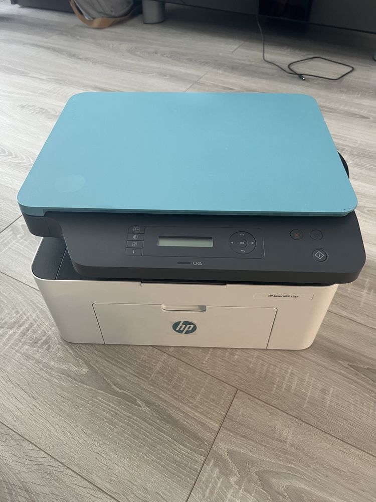 Imprimanta/xerox HP Laser MFP 135r