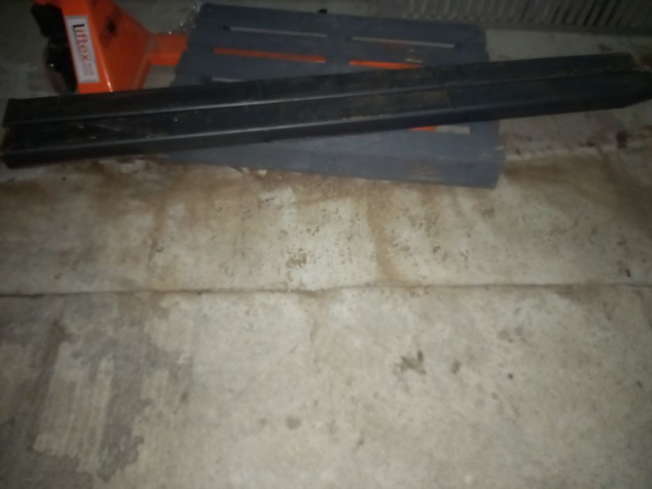 Prelungiri lame stivuitor -extensii furci