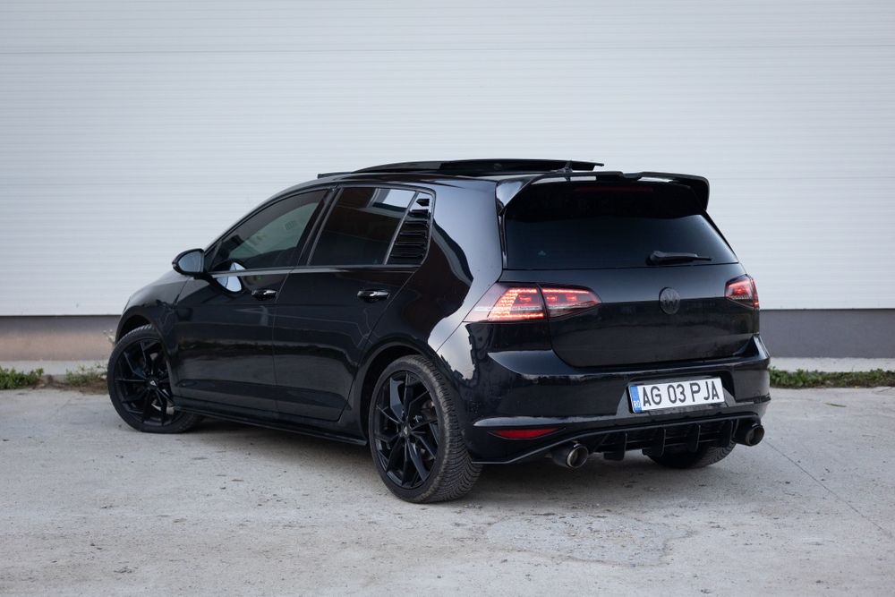 Vw Golf 7 GTD 2.0 Tdi 184 cp FrontAssist/LaneAssist/Acc/Panoramic