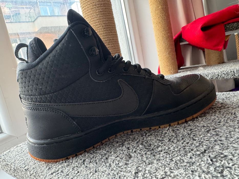 Nike mid black кецове