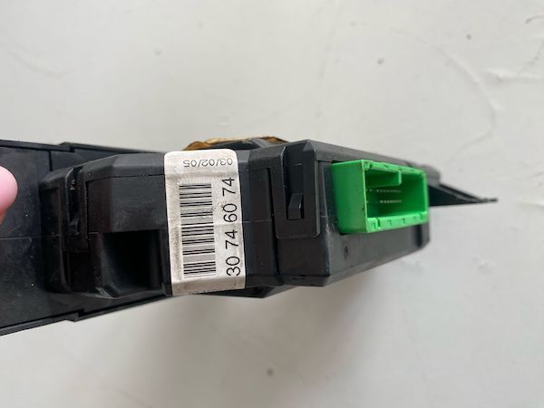 Buton comanda geamuri Volvo S60 S80 V70 XC70 XC90 30746074 31334466