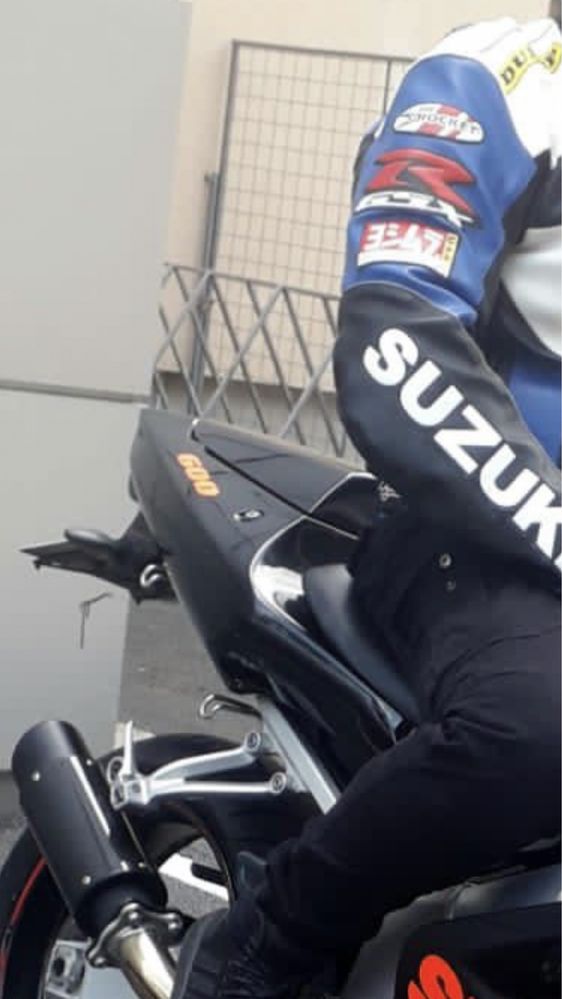 Vând capac monopost Suzuki gsxr