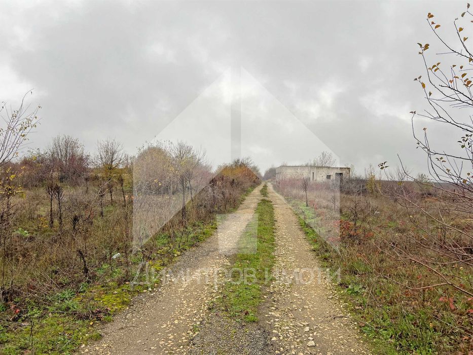 Продава се Склад в с. Никола Козлево, Област Шумен - 610 кв.м за 210 €/кв.м - Снимка #9