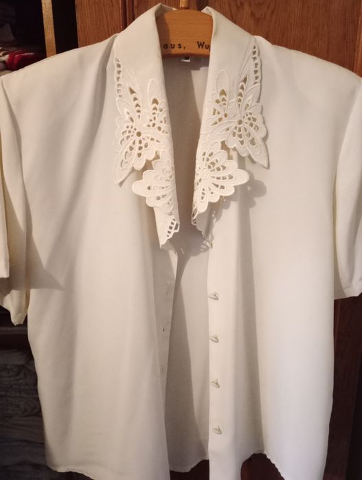 Bluza dama din mătase .