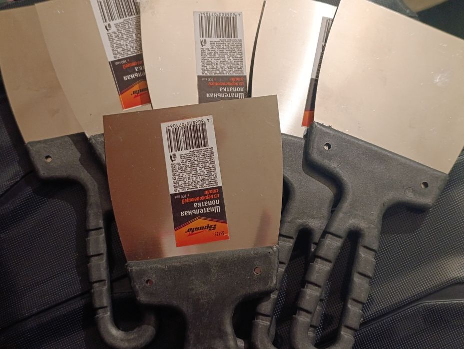 шпательная лопатка от бренда Спарта 100 мм нержавеющая сталь