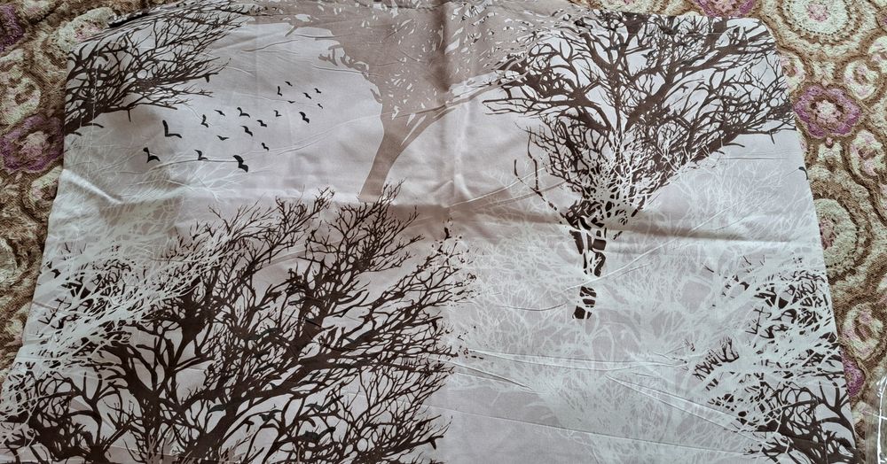 Постельное белье,новое.Материал:полисатин

Достоинства: Мягкая, быст