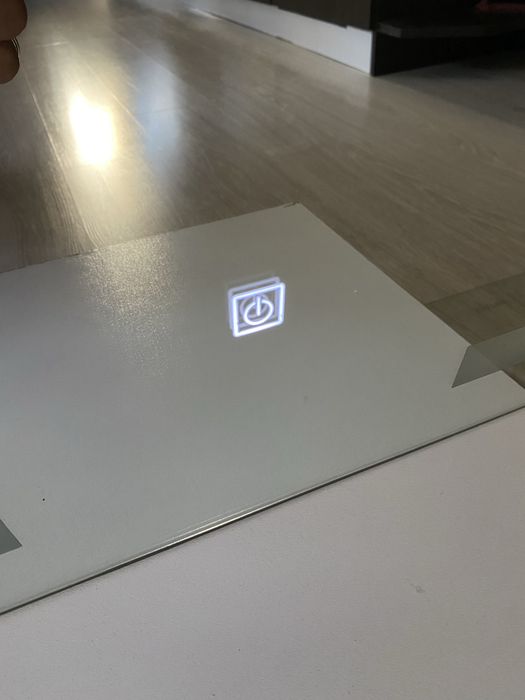 LED огледало  с размери 60/80см