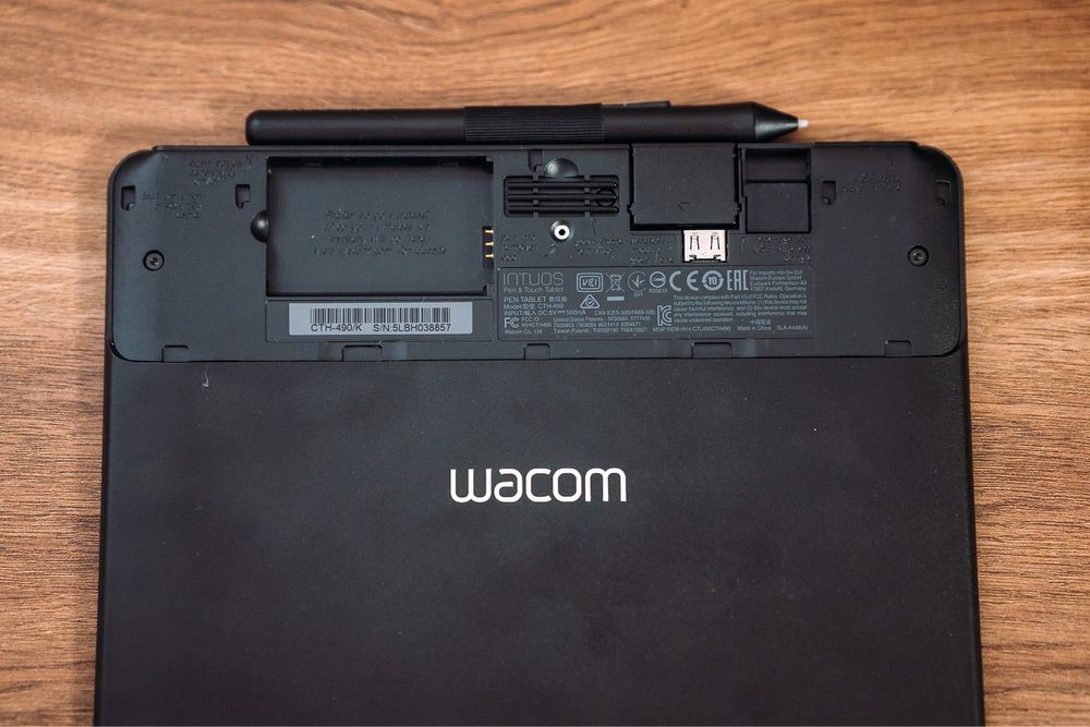 Wacom Intuos Pen&Touch CHT-490