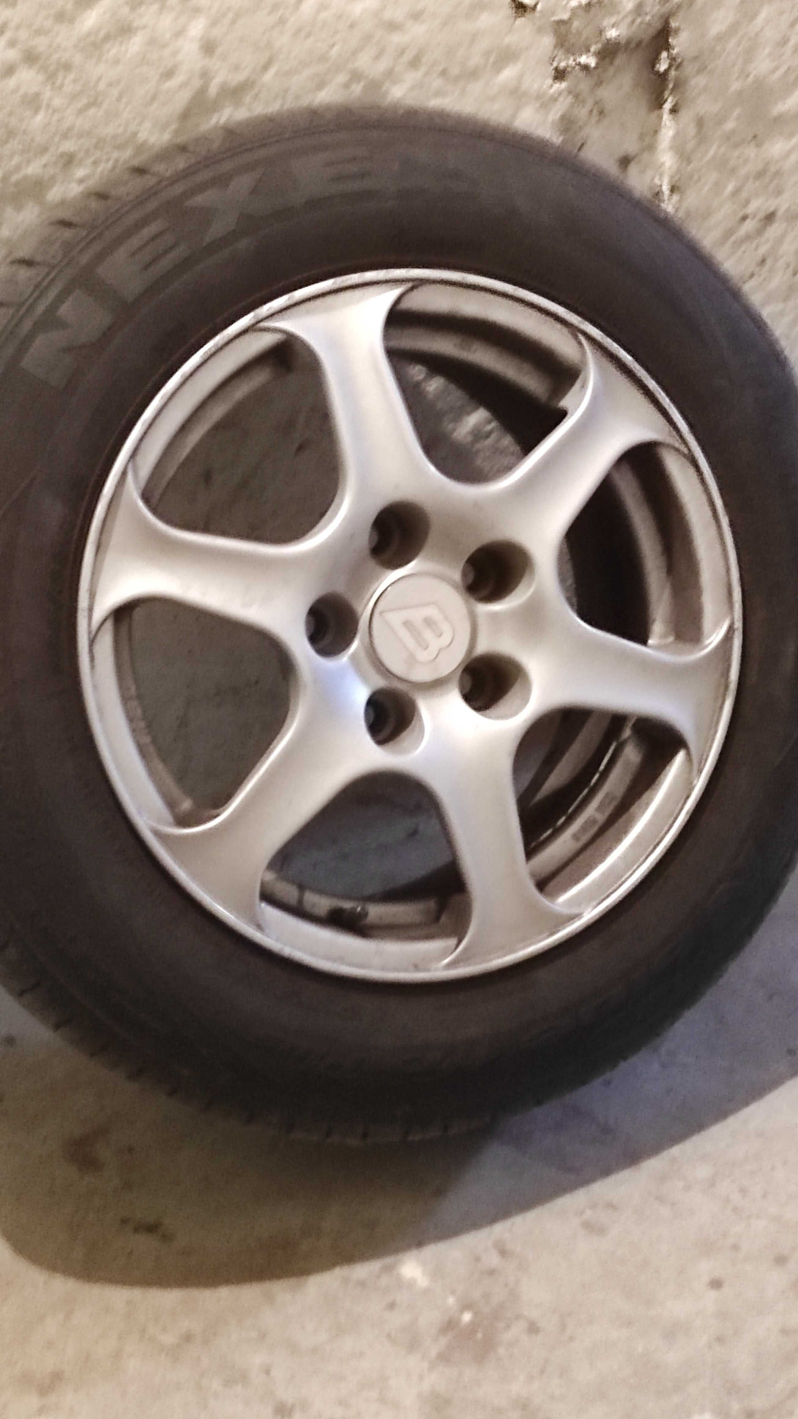 Джанти 5х114.3 с гуми 195/65R15