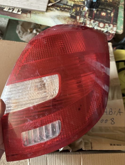 Stop dreapta fabia 2