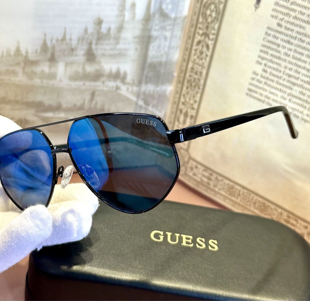 Мъжки слънчеви очила Guess GF5076 01X