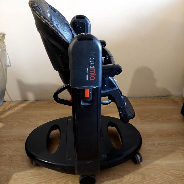 Peg Perego Стол за хранене - люлка