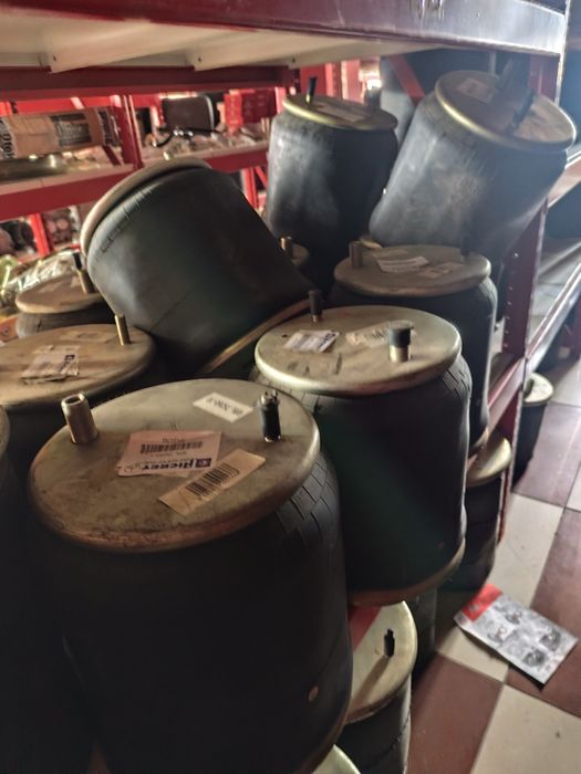 Vând perne de aer semiremorcă și camioane multi marcă