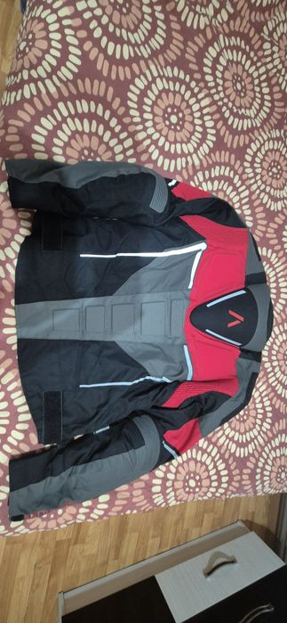 Geaca moto de vanzare