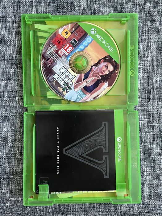 GTA V (Grand Theft Auto) XBOX ONE
