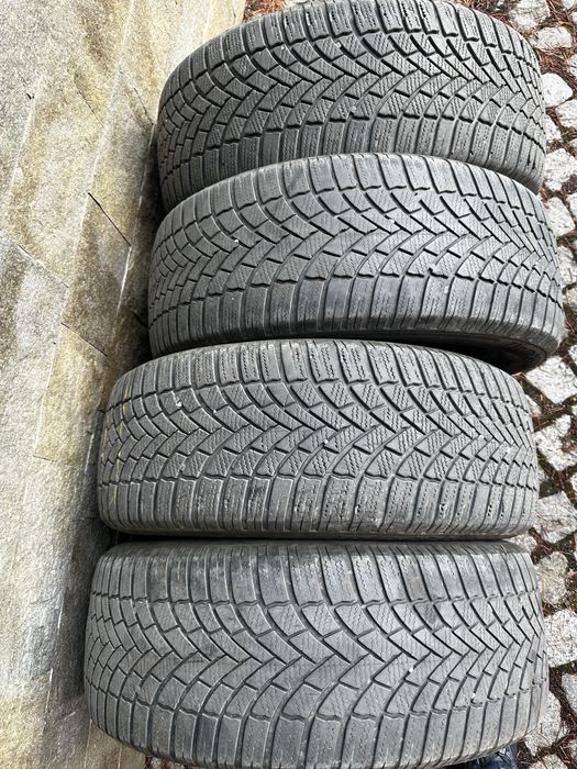 Гуми 215/55/17 зимни Bridgestone Blizzak LM005 XL DOT2221