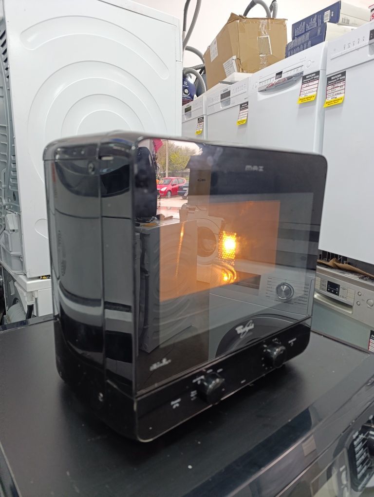 Микровълнова фурна Whirlpool