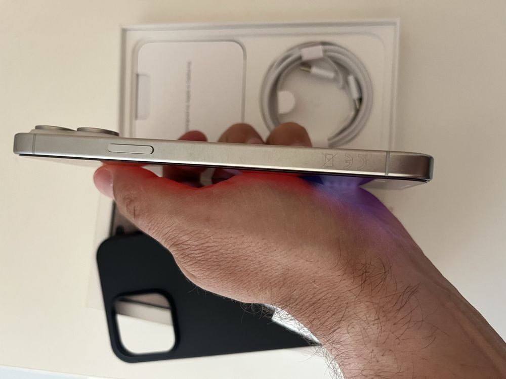 Iphone 15pro max 256GB 100% bat 38 цикли