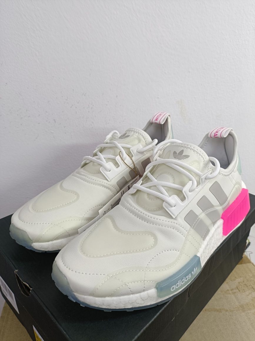 Adidas NMD R1 номер 40 2/3 код 69A